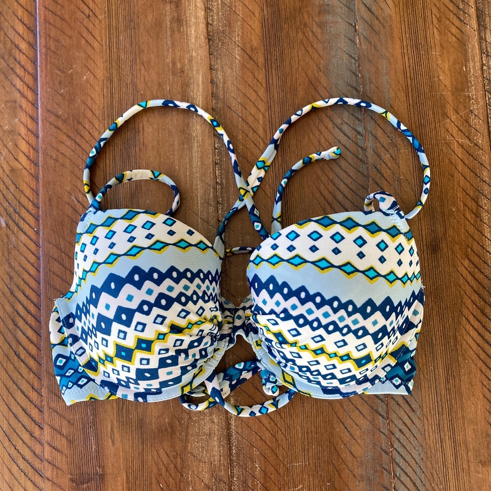 Women’s Aerie Bikini Top 36c Underwire Swim Suit